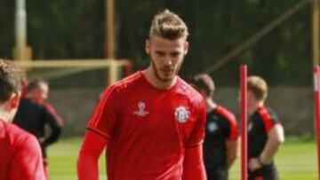 De Gea sigue en una situaci&oacute;n complicada, esperando al Madrid.
 