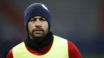 Neymar, antes del partido contra el Caen.