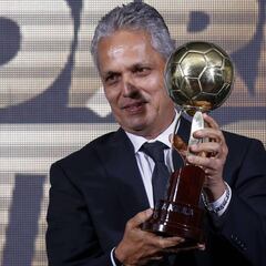 Un Rey Nacional: Reinaldo Rueda vale por seis y se inmortaliza