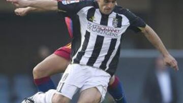 <b>PROBLEMAS PARA JIM. </b>Víctor y Cala son bajas para el desplazamiento a Las Palmas.