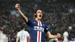 Cavani is a world star who can handle expectations of playing for Man Utd - Giggs