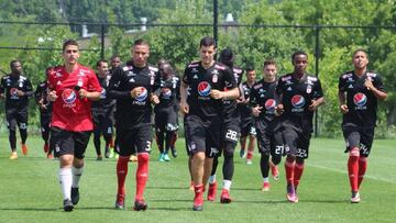 Jugadores de Am&eacute;rica de Cali durante un entrenamiento