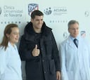 Morata pasa reconocimiento y ya posa con el escudo del Atleti
