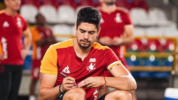 Rodrigo da Silva se encara con algunos hinchas de América de Cali