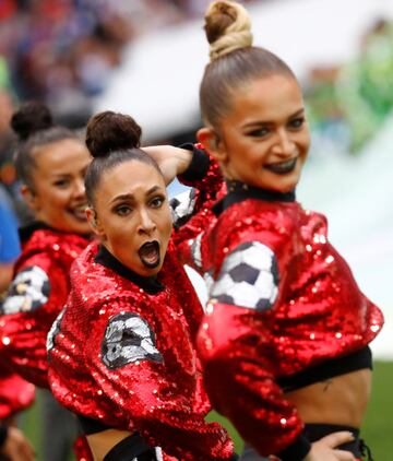 Bailarinas en la ceremoniade inauguración