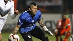 El silencioso aporte de arquero de la B a las ollas comunes