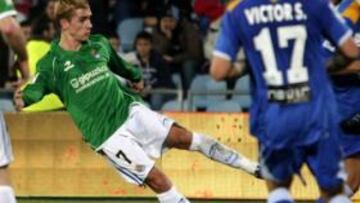 <b>EFECTIVIDAD. </b>Griezmann remata el esférico en el 0-2 realista en el Coliseum ante el Getafe.