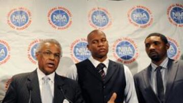 <b>JUGADORES. </b>Hunter, rodeado por Fisher, Paul, Evans y Mason.