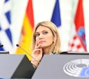 Quién es Eva Kailí, destituida como vicepresidenta del Parlamento Europeo y acusada de aceptar sobornos