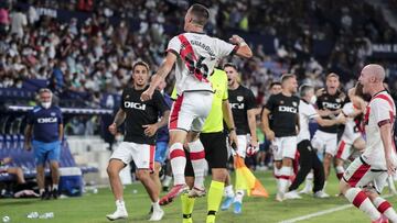 Sergi Guardiola of Rayo Vallecano celebrate after scoring the 1-1 goal with his teammate during Spanish La Liga match between LevanteUD cf and Rallo Vallecano at Ciutat de Valencia stadium. In Valencia on September 11, 2021.
