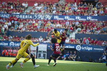 El biseauguineano anot¨® el primer gol del Barcelona ante Osasuna rematando de cabeza un centro de Carles P¨¦rez. 16 a?os y 304 d¨ªas para ser el goleador m¨¢s joven de la historia del FC Barcelona.