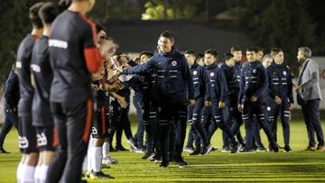 Con pasillo: así fue recibida la Roja Sub 17 en Pinto Durán