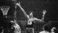 Meet the all-time record holders for NBA Christmas games: Bernard King, LeBron James, Nate Archibald and Wilt Chamberlain.