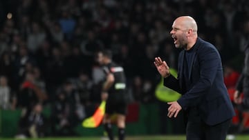 José Alberto, entrenador del Racing.