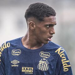 Pugna Barça-Chelsea por el ‘nuevo Marcelo’: Souza