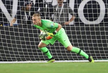 Valverde wants Jasper Cillessen to stay at Barcelona