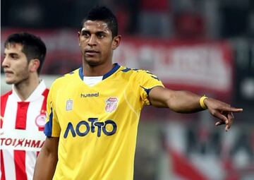 Es por mucho uno de los jugadores más queridos en toda Honduras. Se caracterizaba por ser un ‘trotamundos’ de las canchas y estuvo en el Vaslui de la Liga de Rumania en 2010. 