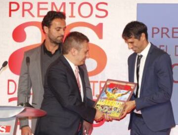 Juan Carlos Valerón recibió una mención de As por su trayectoria deportiva, además de su aportación al Juego Limpio.
