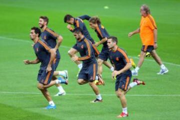 Entrenamiento del Real Madrid en Estambul, previo al partido de Champions contra el Galatasaray en el Ali Sami Yen Arena