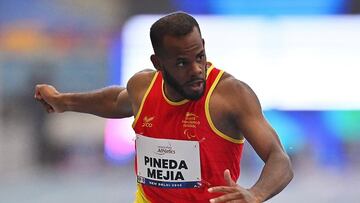 David Pineda logró la medalla de oro en los 400 metros T20.