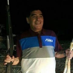 Maradona incendia 'Twitter' con una foto de caza
