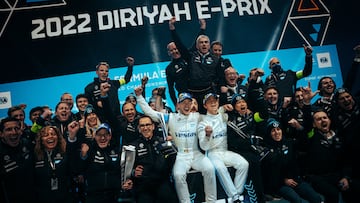 The 2021-2022 Formula E Championship has crowned the Mercedes driver after the last race of the season took place in Seul.