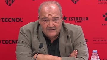 El m¨¢ximo accionista del Reus: "LaLiga se ha extralimitado"