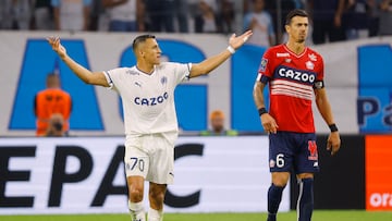 Soccer Football - Ligue 1 - Olympique de Marseille v Lille - Orange Velodrome, Marseille, France - September 10, 2022 Olympique de Marseille's Alexis Sanchez reacts REUTERS/Eric Gaillard