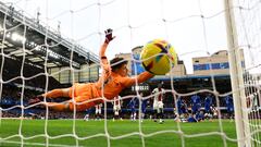 Potter’s Chelsea slump to a sorry defeat against bottom of the league Southampton.