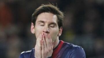 Lionel Messi, impotente ante la derrota por 1-3 ante el Real Madrid en las semifinales de Copa del Rey.
