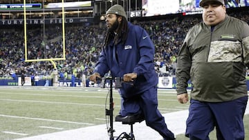 SEATTLE, WA - NOVEMBER 20: Cornerback Richard Sherman #25 of the Seattle Seahawks wheels along the sidelines, out with an Achilles injury, during the game agains the Atlanta Falcons at CenturyLink Field on November 20, 2017 in Seattle, Washington. Otto Greule Jr/Getty Images/AFP
== FOR NEWSPAPERS, INTERNET, TELCOS & TELEVISION USE ONLY ==