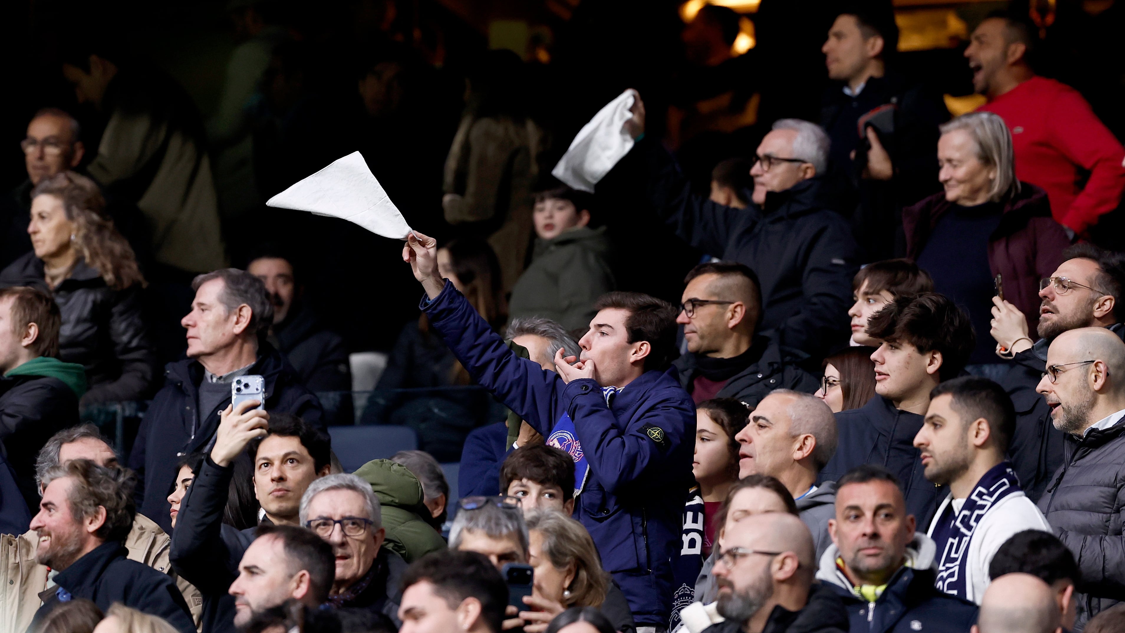 El Bernabéu vuelve a pitar