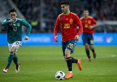 Marco Asensio en el Alemania-España. 121 minutos. 2.898 km.