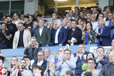 Jorge Mas, presidente del Real Zaragoza, presidi¨® un palco totalmente abarrotado.