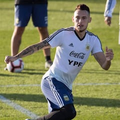 Ocampos se apunta a la cita del Sevilla en Valladolid