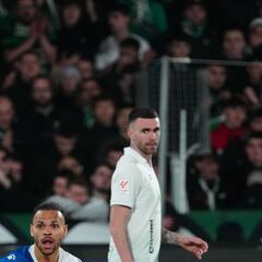 Manu Hernando también está apercibido