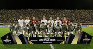 Toda la plantilla del Chapecoense posó en la foto de equipo antes del partido contra el Zulia.