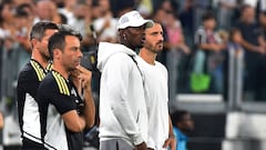 FILE PHOTO: Soccer Football - Serie A - Juventus v Spezia Calcio - Allianz Stadium, Turin, Italy - August 31, 2022 Juventus' Paul Pogba and Leonardo Bonucci seen inside the stadium before the match REUTERS/Massimo Pinca/File Photo