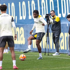 Kambwala: “Volveré dentro de un mes y pico”