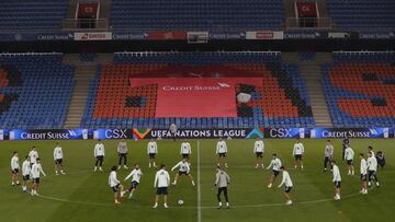 España ensaya para Suiza con Cucurella como novedad