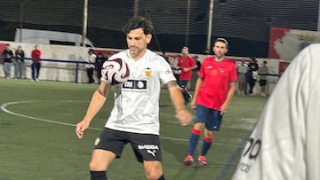 Tino Costa muestra su clase en Ayora