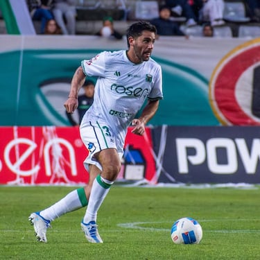 “Negociar lesionado es complejo, uno tiene pocas armas... Quiero volver a jugar a mitad de año”