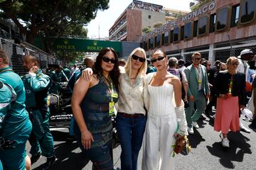 Ashley Graham, Raquel Diniz y Madie Poulett.