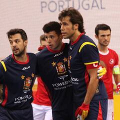 España recupera la sonrisa gracias un gran Jordi Bargalló