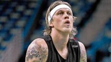<b>LISTO PARA VOLAR. </b>Chris Andersen ya se entrena con los Hornets.