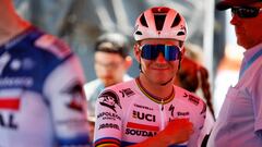 Remco Evenepoel sonríe antes de una de las etapas de la Vuelta a San Juan.