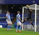 Zack Steffen recibió un gol en su debut en Premier League contra Chelsea