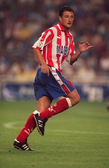 Centrocampista del Atlético de Madrid de 1990-1998, ganó 1 liga y 3 copas del rey, y formó parte del equipo titular del doblete.