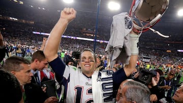 FILE PHOTO: New England Patriots quarterback Tom Brady (12) celebrates his team&#039;s win over the Seattle Seahawks in the NFL Super Bowl XLIX football game in Glendale, Arizona February 1, 2015. REUTERS/Brian Snyder/File Photo