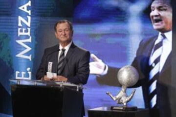 El entrenador mexicano Enrique Meza.